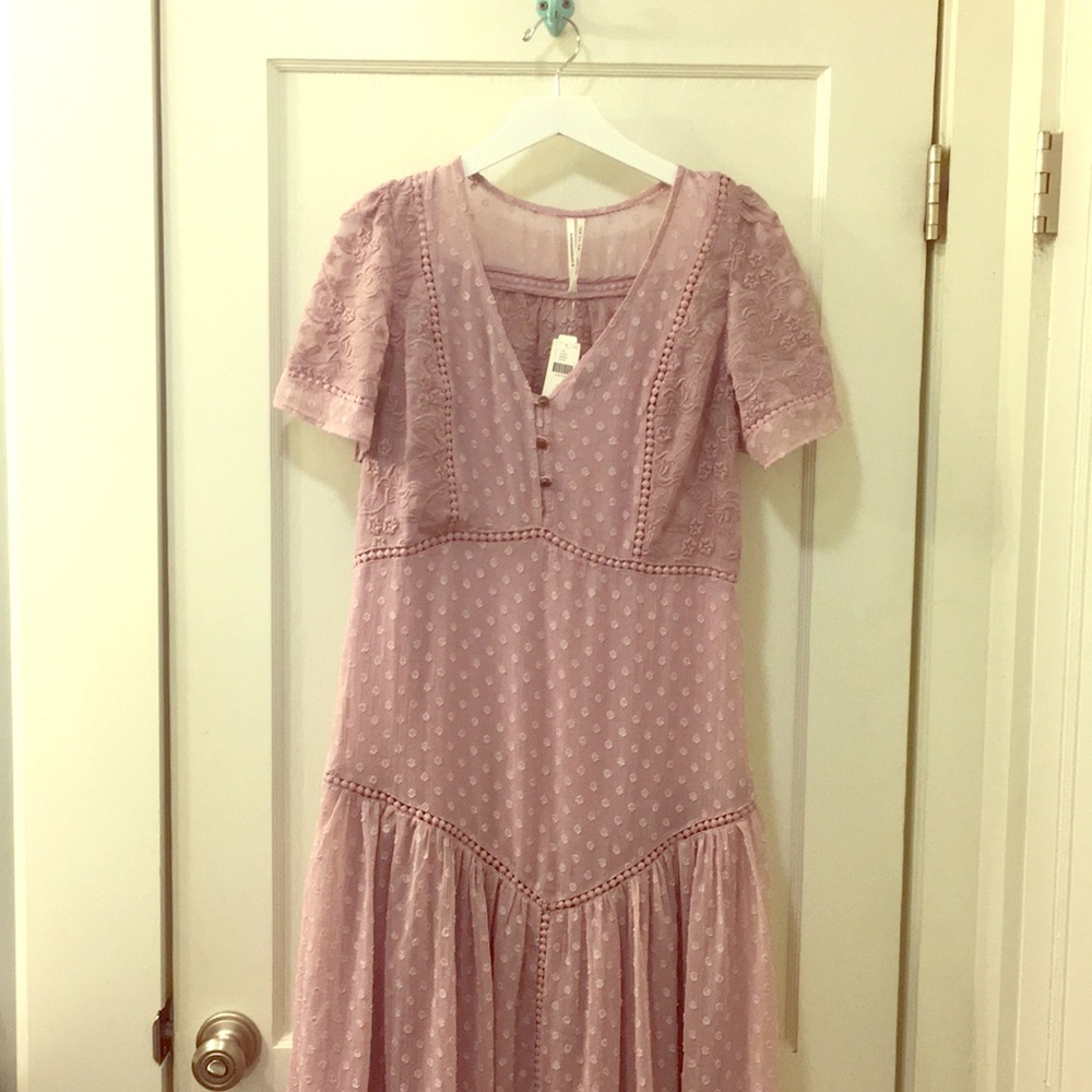 Elegant Pink Lace Dress